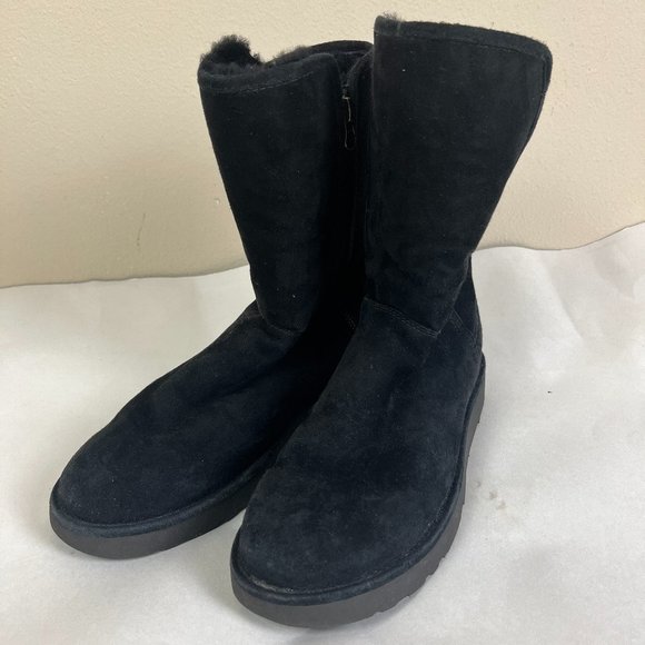 UGG Australia Celvin Black Water-Resistant Women's Boots US 8 Suede Shearling - Picture 1 of 8